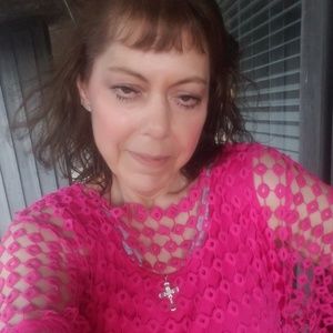 Meet your Posher, Janet